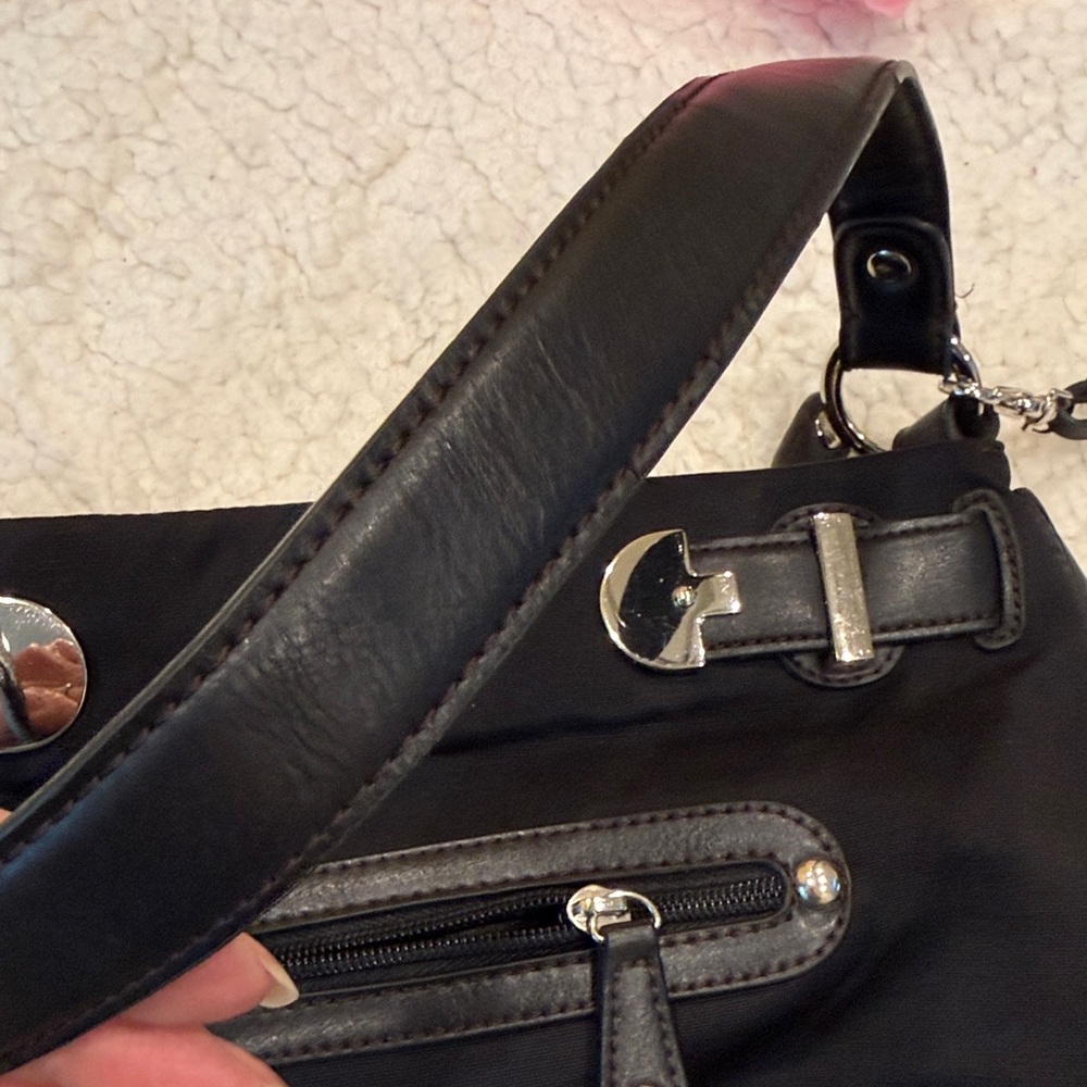 Etienne Aigner black Shoulder Bag - Picture 4 of 14